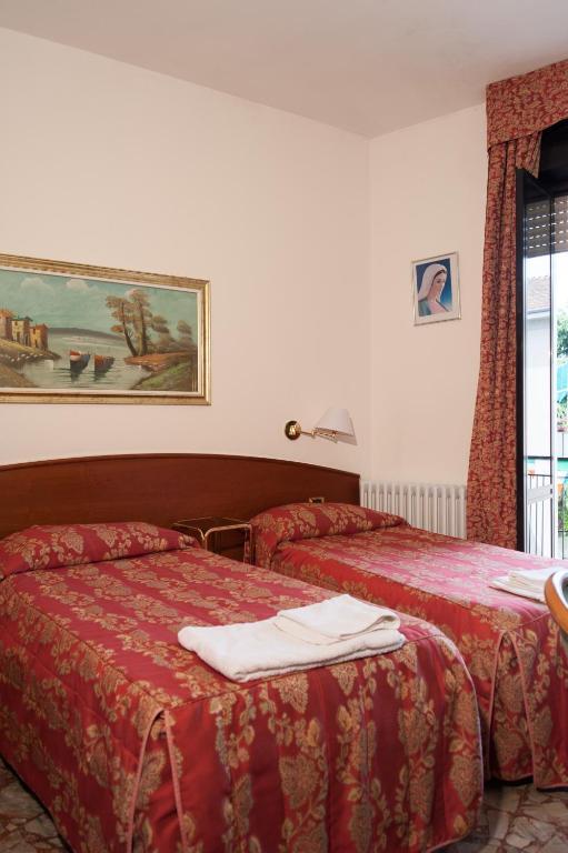 Vip Hotel Piacenza Szoba fotó