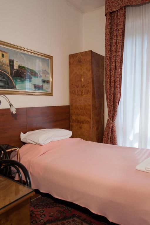 Vip Hotel Piacenza Szoba fotó